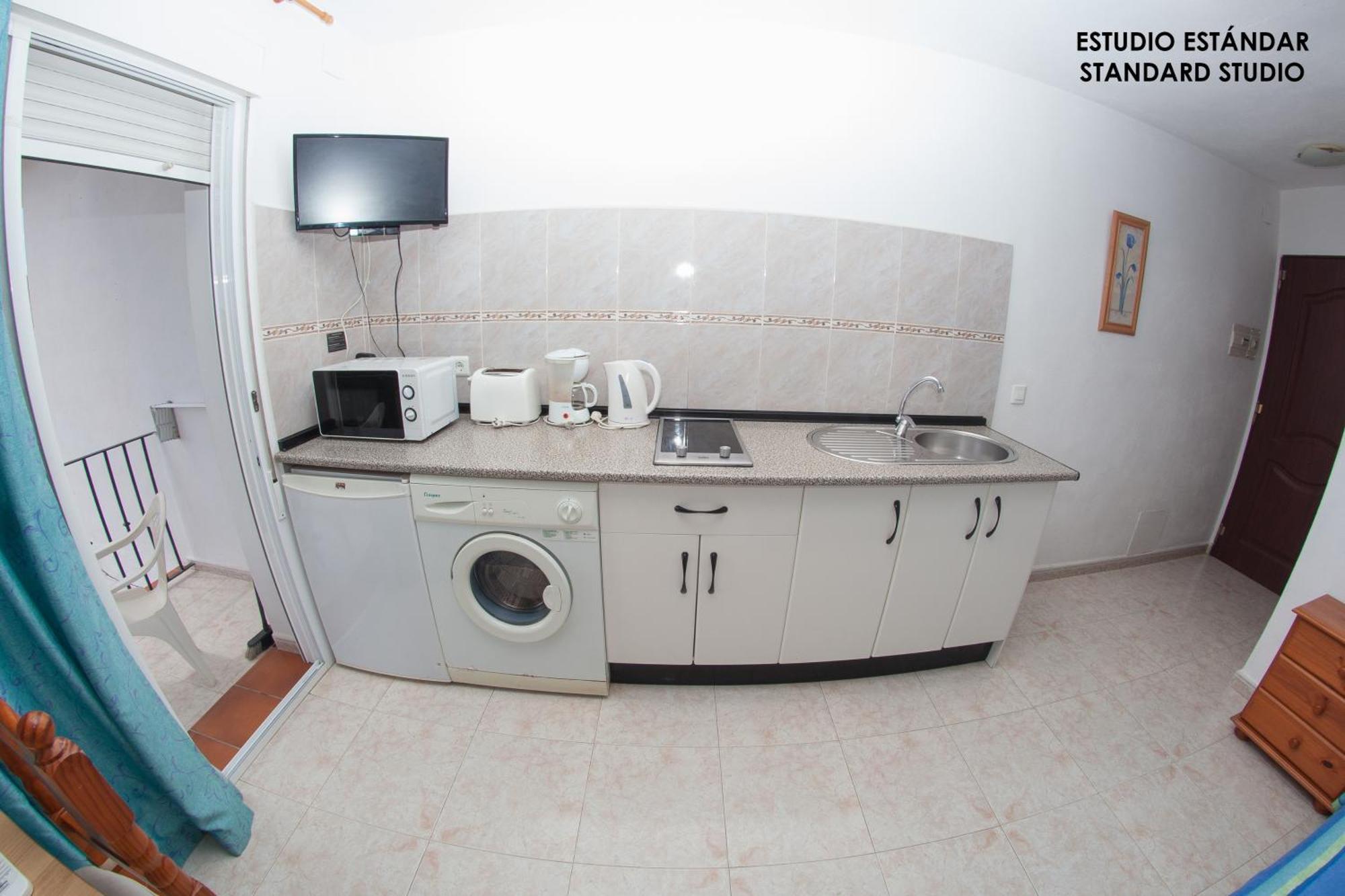 Apartamentos Rurales Santos Benajarafe Exterior foto